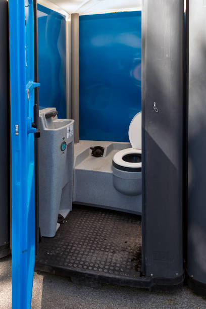 Best Portable restroom trailer rental  in Fernley, NV
